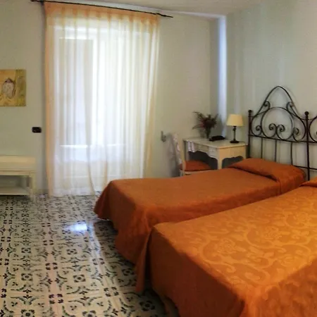 Hotel Bougainville Lipari (Isola Lipari)