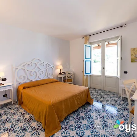 Otel Bougainville Lipari (Isola Lipari)