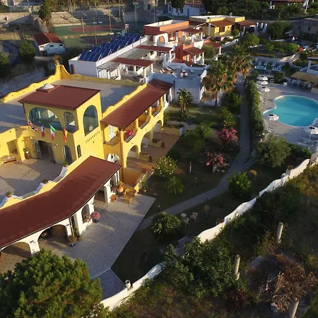 Bougainville Hotel 4*