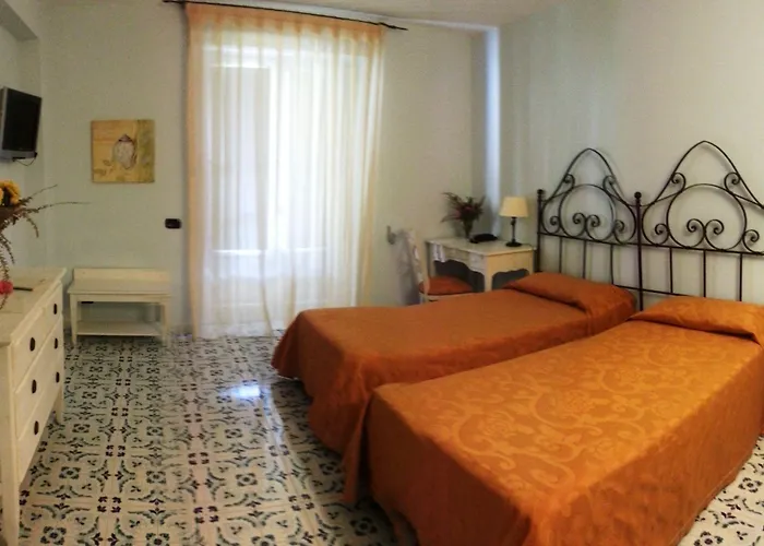 Hotel Bougainville Lipari (Isola Lipari)