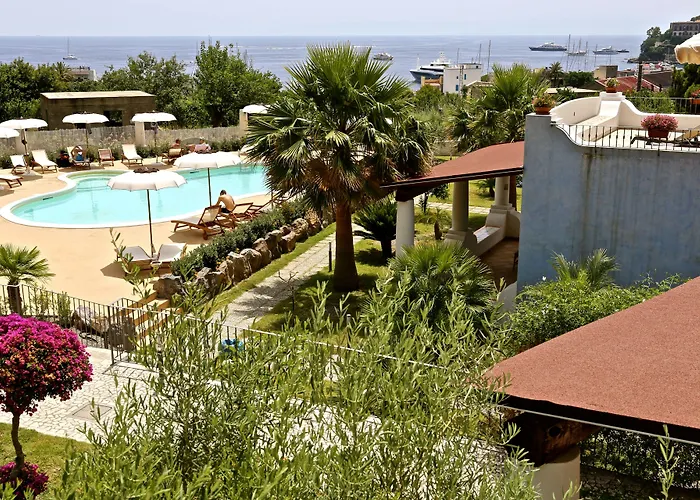 Hotel Bougainville 4*