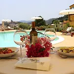 Bougainville Lipari (Isola Lipari)