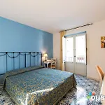 Hotel Bougainville