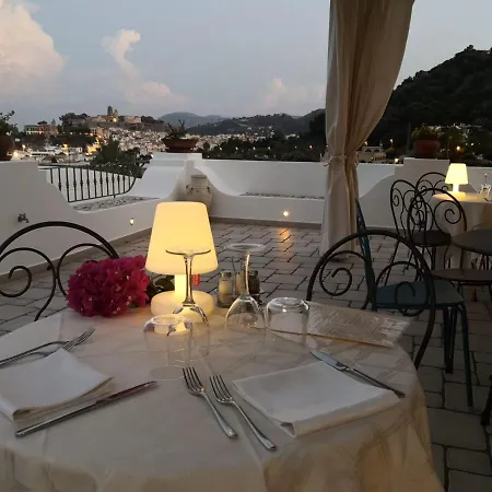 Hotel Bougainville 4*