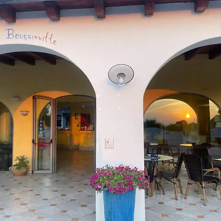 Bougainville 4*