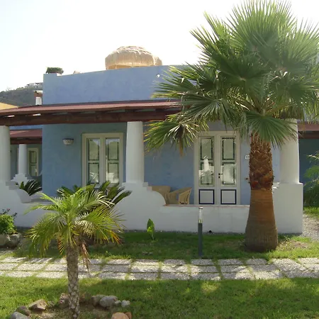 Bougainville 4* Липари