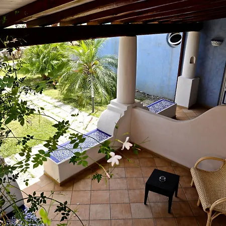 Hotel Bougainville