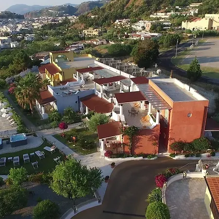 Bougainville 4* ليباري