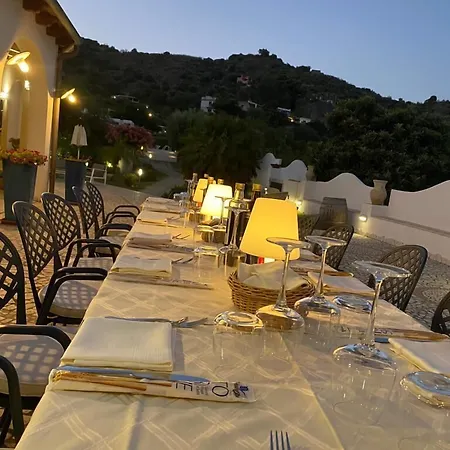 Hotel Bougainville