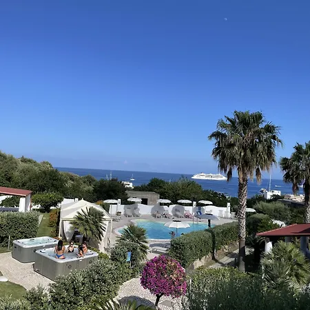 Bougainville 4*