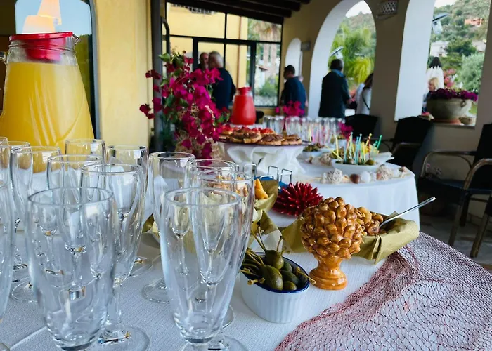 Bougainville Отель Липари