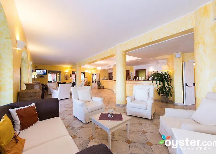 Отель Bougainville 4*