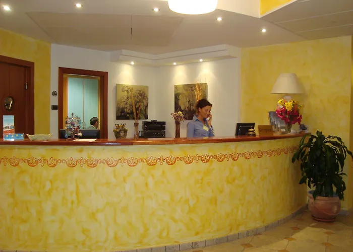 Bougainville Отель 4*